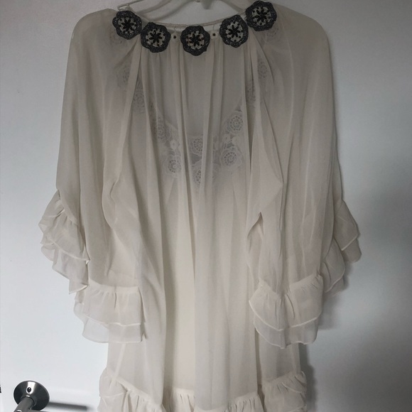 Rebecca Taylor Sheer Flouncy Tunic seen on Taylor Swift at 2010 Grammys - Picture 6 of 7